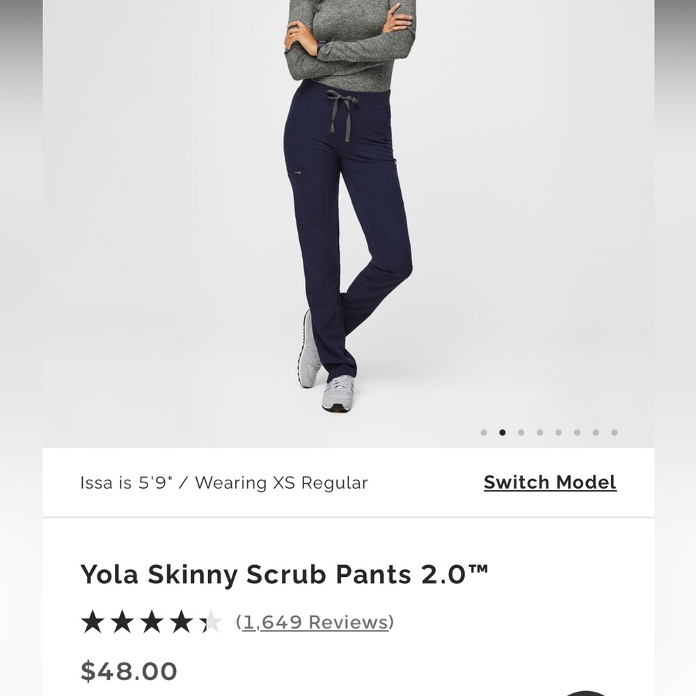 FIGS Yola scrub pants in Navy